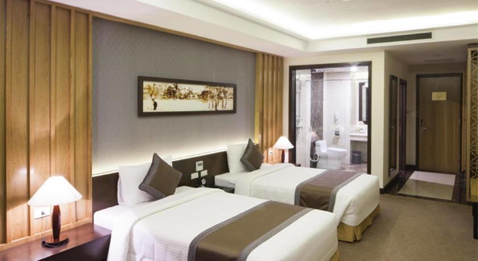 Muong Thanh Luxury Buon Ma Thuot Hotel Экстерьер фото